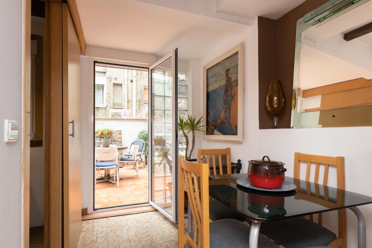 Aparteasy - Central Gracia Apartments บาร์เซโลนา ภายนอก รูปภาพ