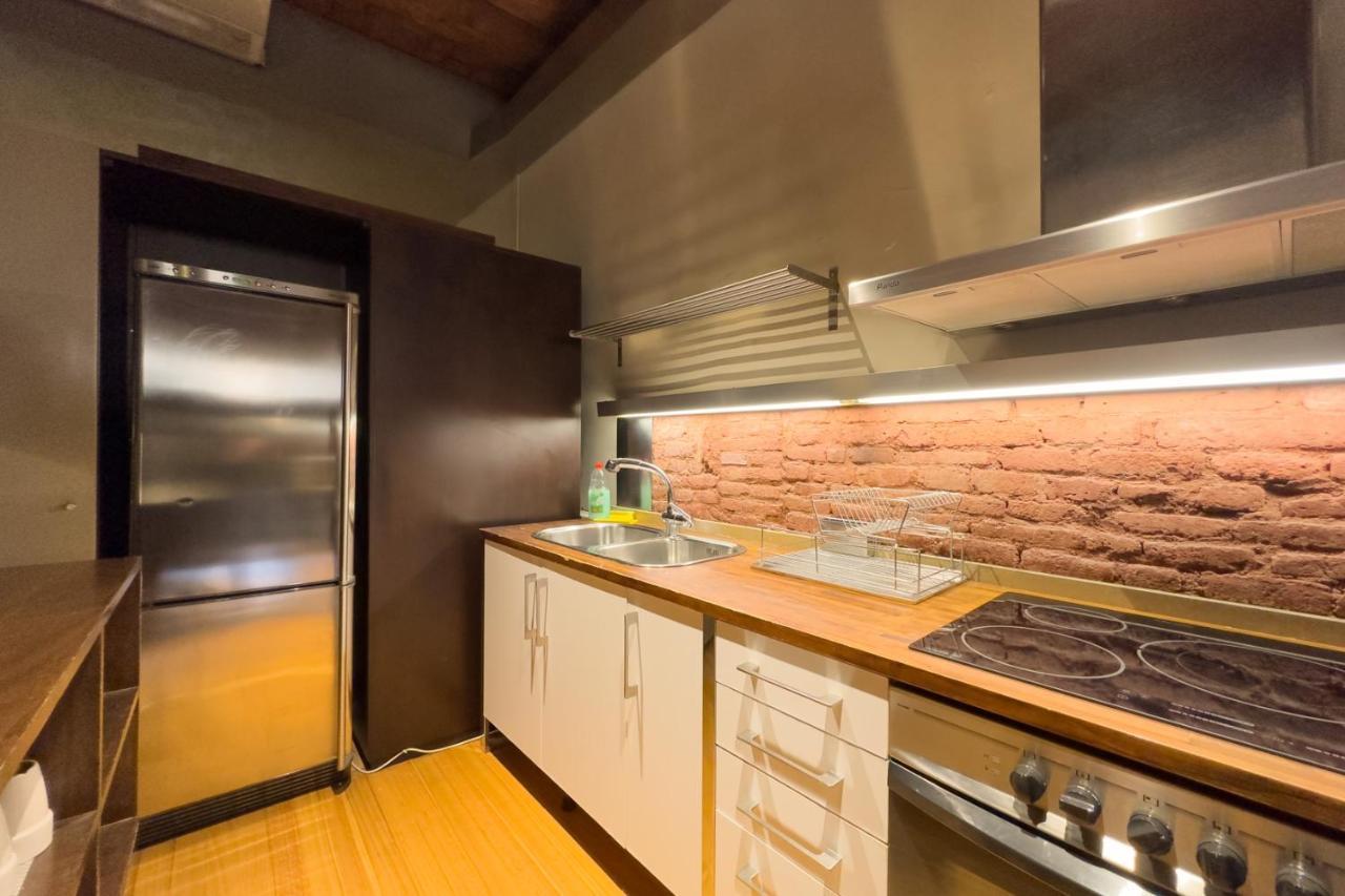 Aparteasy - Central Gracia Apartments บาร์เซโลนา ภายนอก รูปภาพ